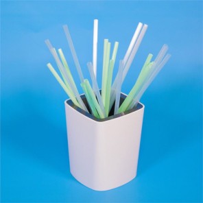 Kertakäyttöinen PLA-olki